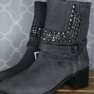NWT Vince Camuto "Donato"  Stud Booties